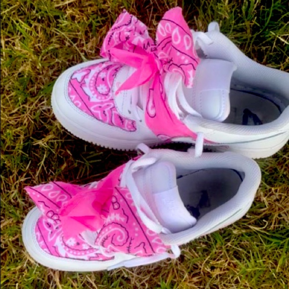 Custom bandana Air Force 1’s